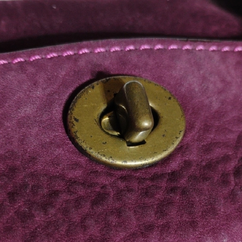 RARE! Coach Vintage Two-Tone Purple/Burgundy Shoulder Bag W Dust Bag - Picture 13 of 15